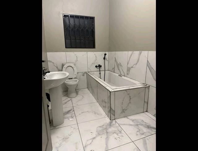 3 BEDROOM HOUSE FOR SALE IN VANDERBIJLPARK CE 3